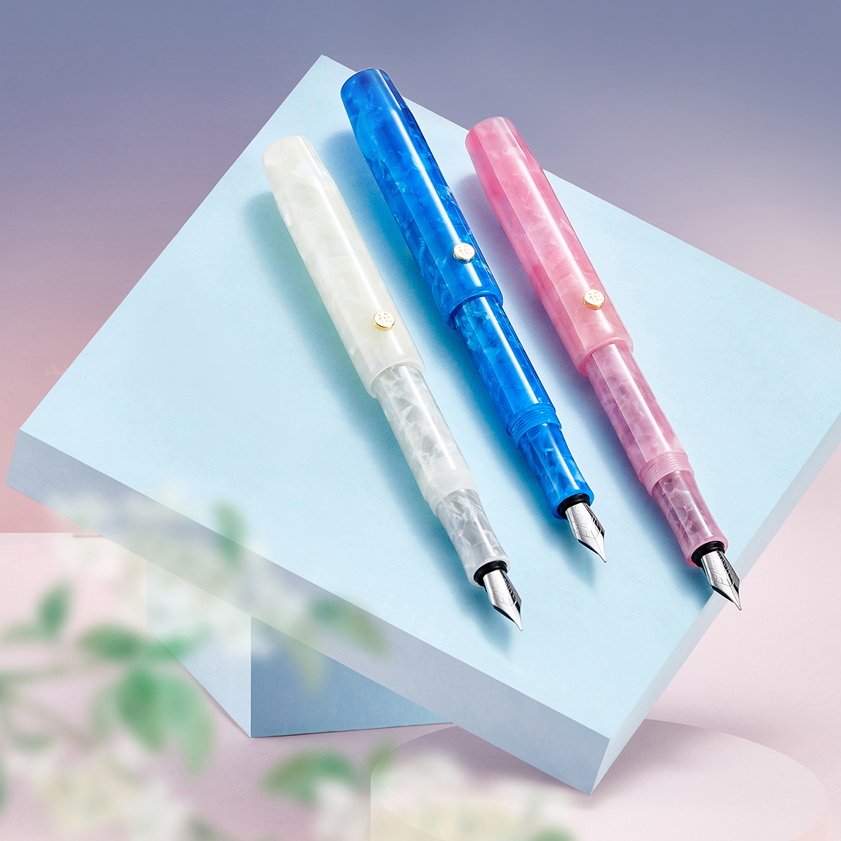 Chrysanthemum Garden Series EF Iridium Nib Celluloid Pen