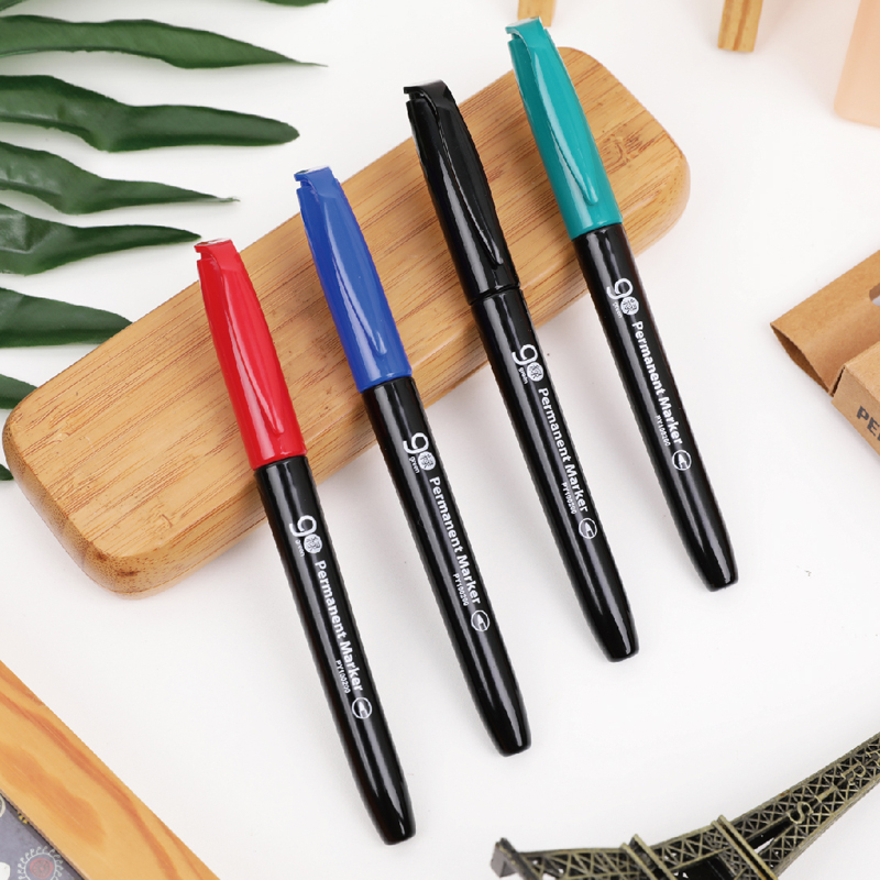 Recycled Permanent Marker with Green Red Blue Black Ink