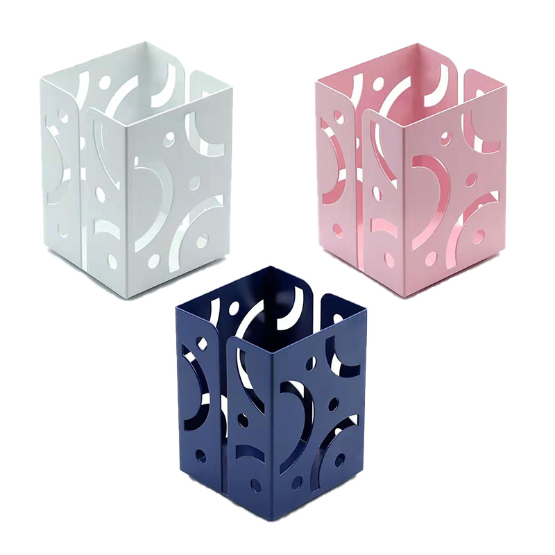 Iron Hollow Pen Holder